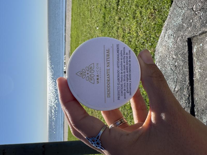 Imagen ilustrativa de DESODORANTE NATURAL 50 cc